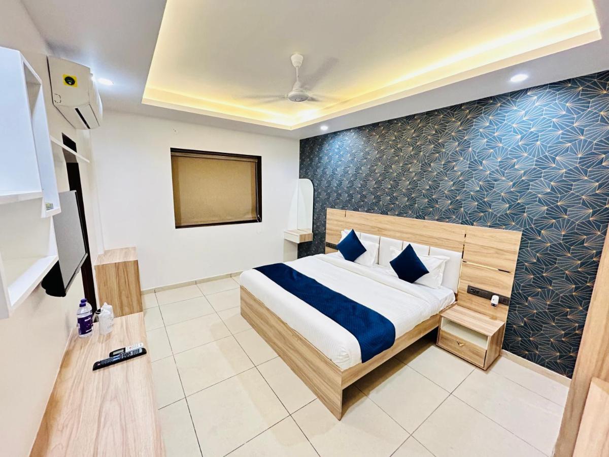 The Dwelling Inn نويدا الكبرى المظهر الخارجي الصورة