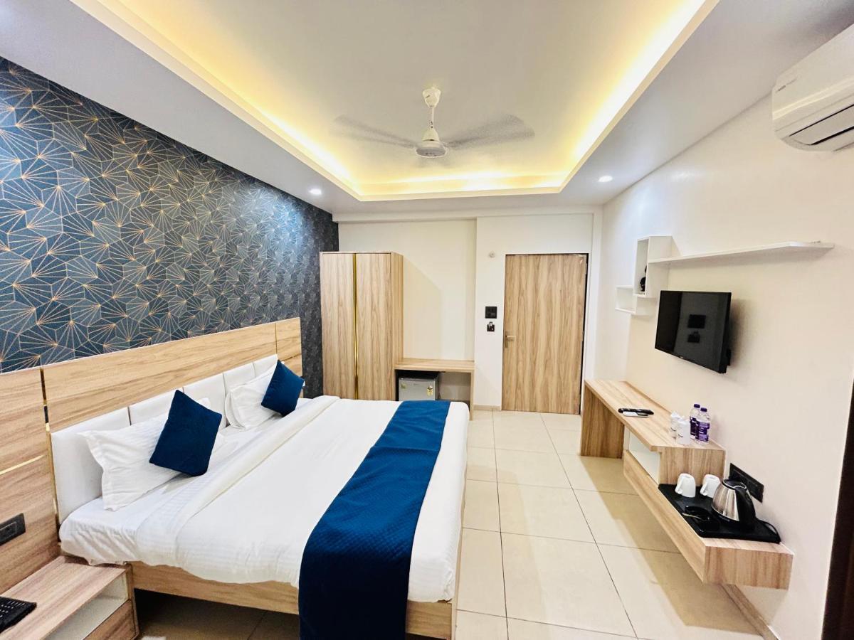 The Dwelling Inn نويدا الكبرى المظهر الخارجي الصورة