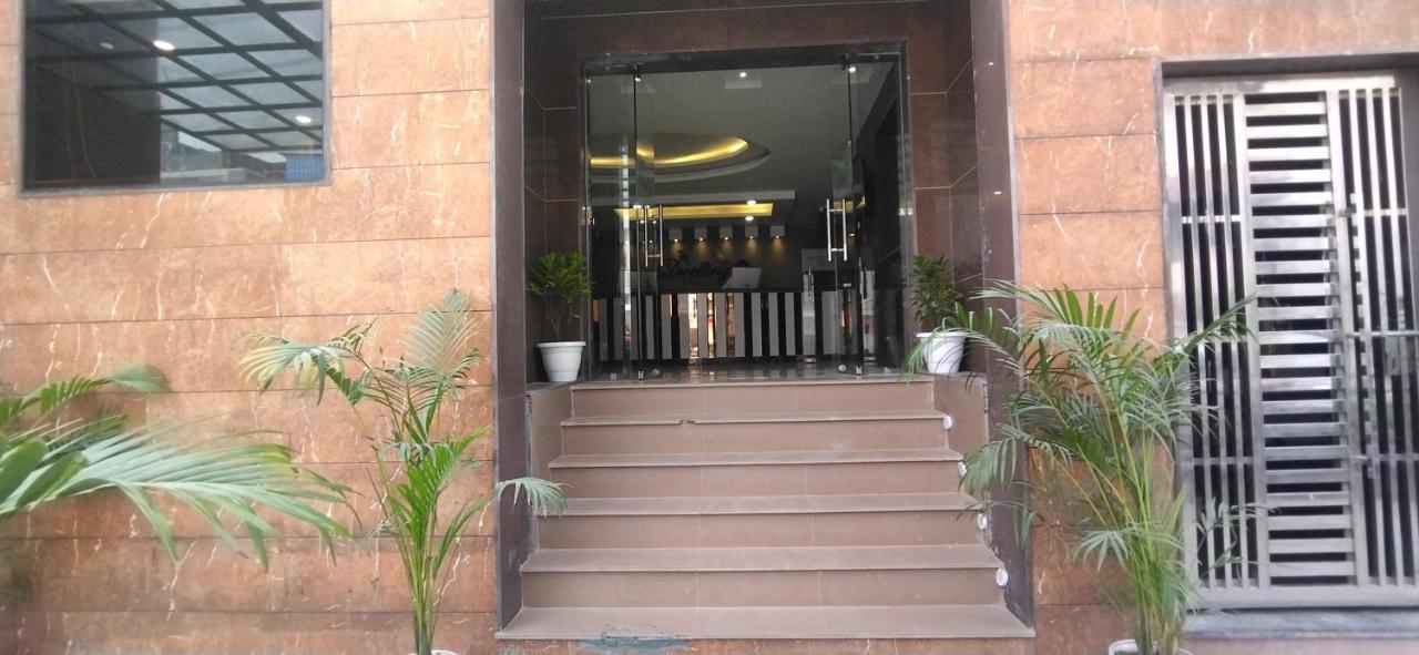 The Dwelling Inn نويدا الكبرى المظهر الخارجي الصورة